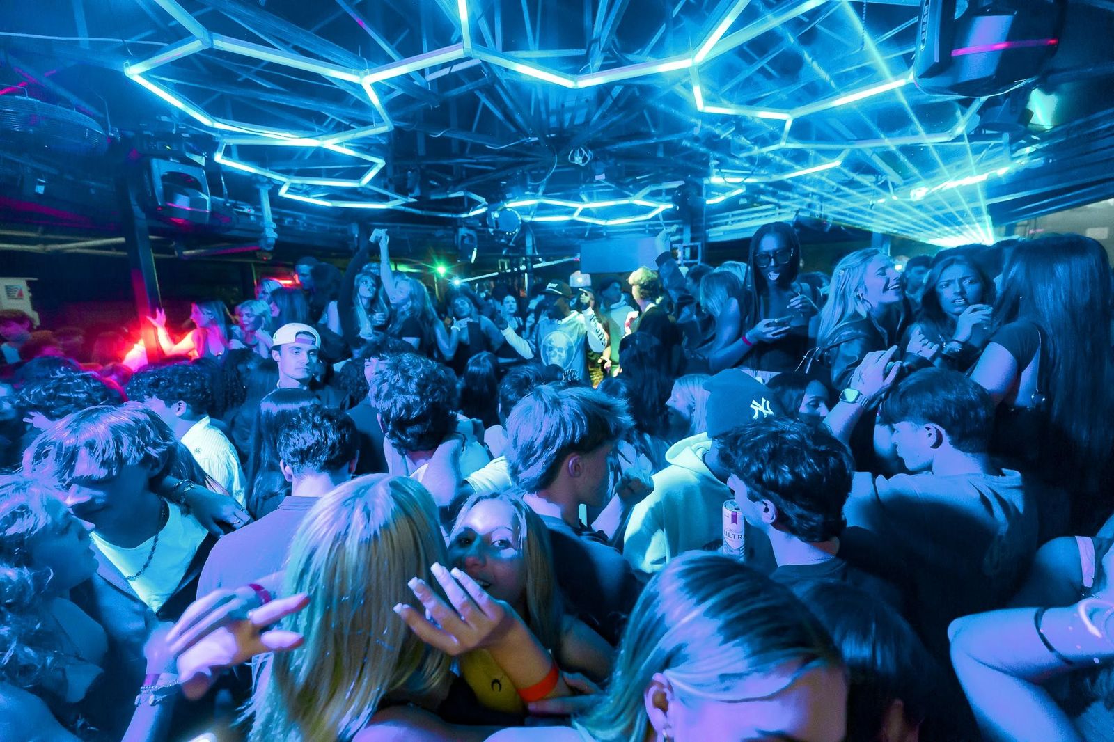 Echo Nightlife Image